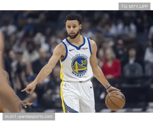 布朗控制失误强调,减少失误提升快攻反击效率与成功率 布朗控制失误强调,减少失误提升快攻反击效率与成功率